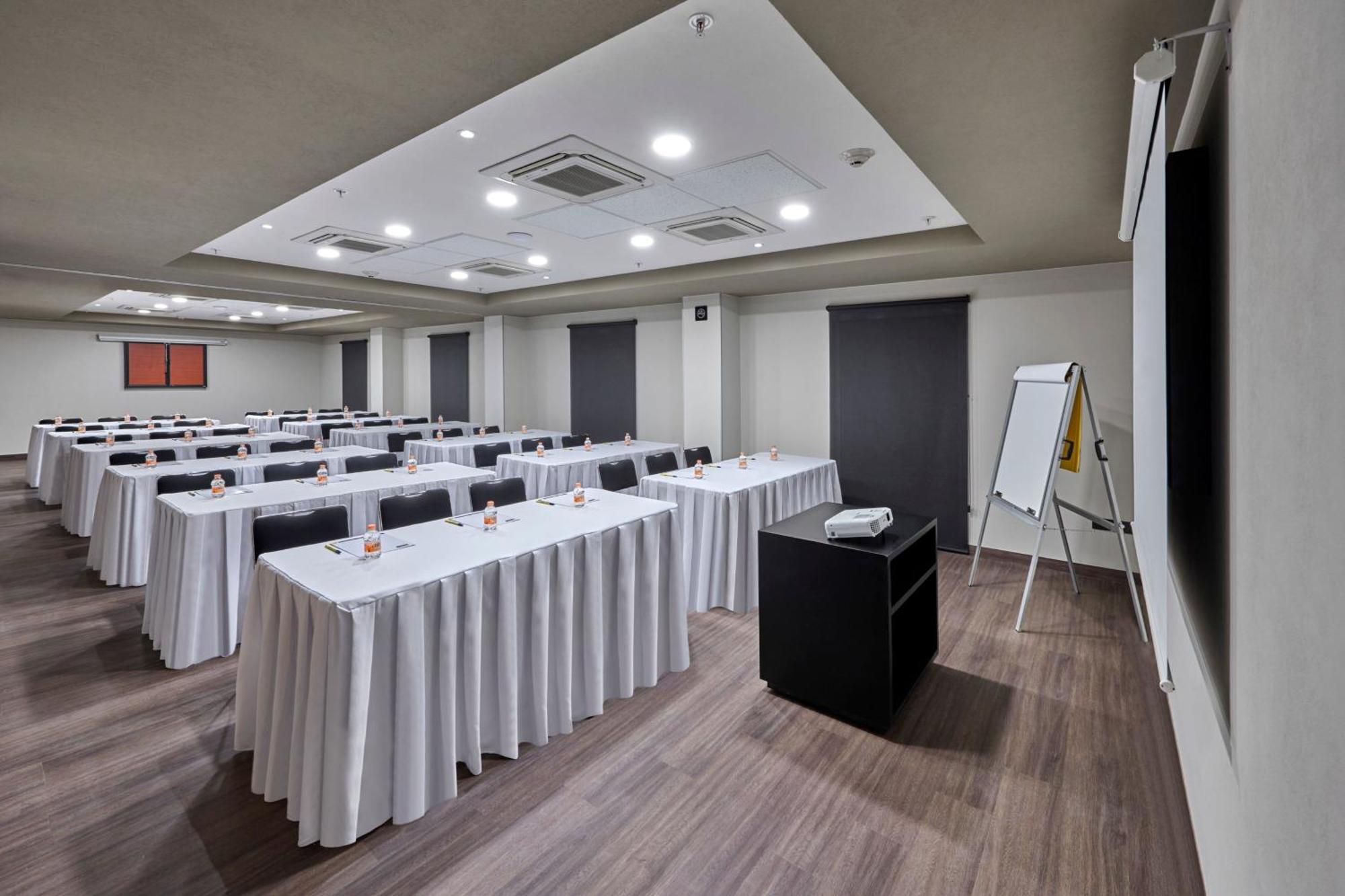 City Express By Marriott Tampico Altamira ميرامار المظهر الخارجي الصورة