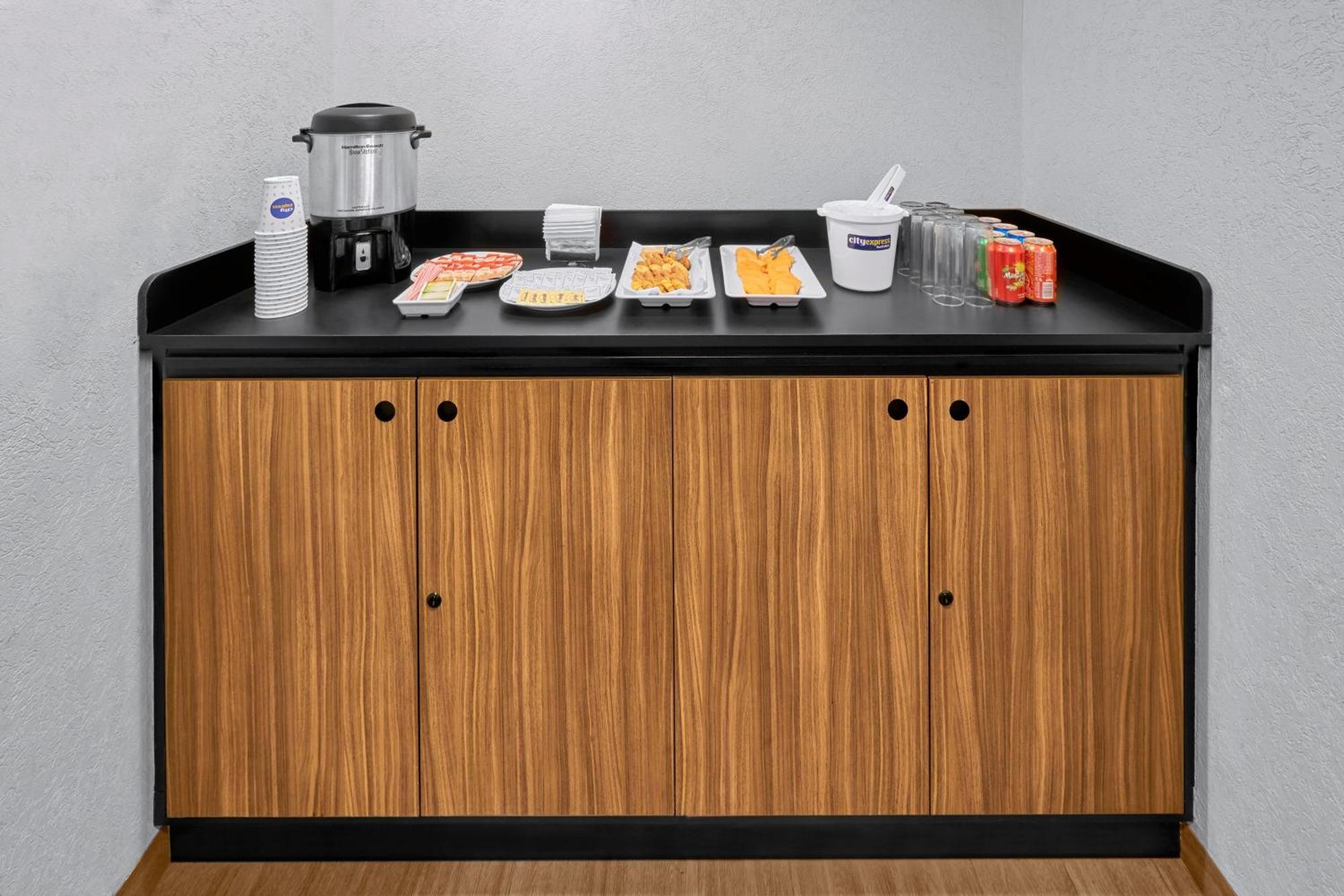 City Express By Marriott Tampico Altamira ميرامار المظهر الخارجي الصورة